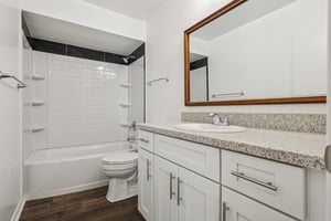 Eastridge Dr-S2810-015.jpg