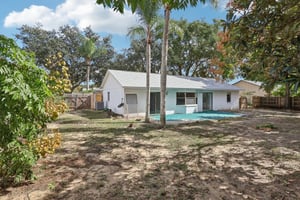 Eastridge Dr-S2810-028.jpg