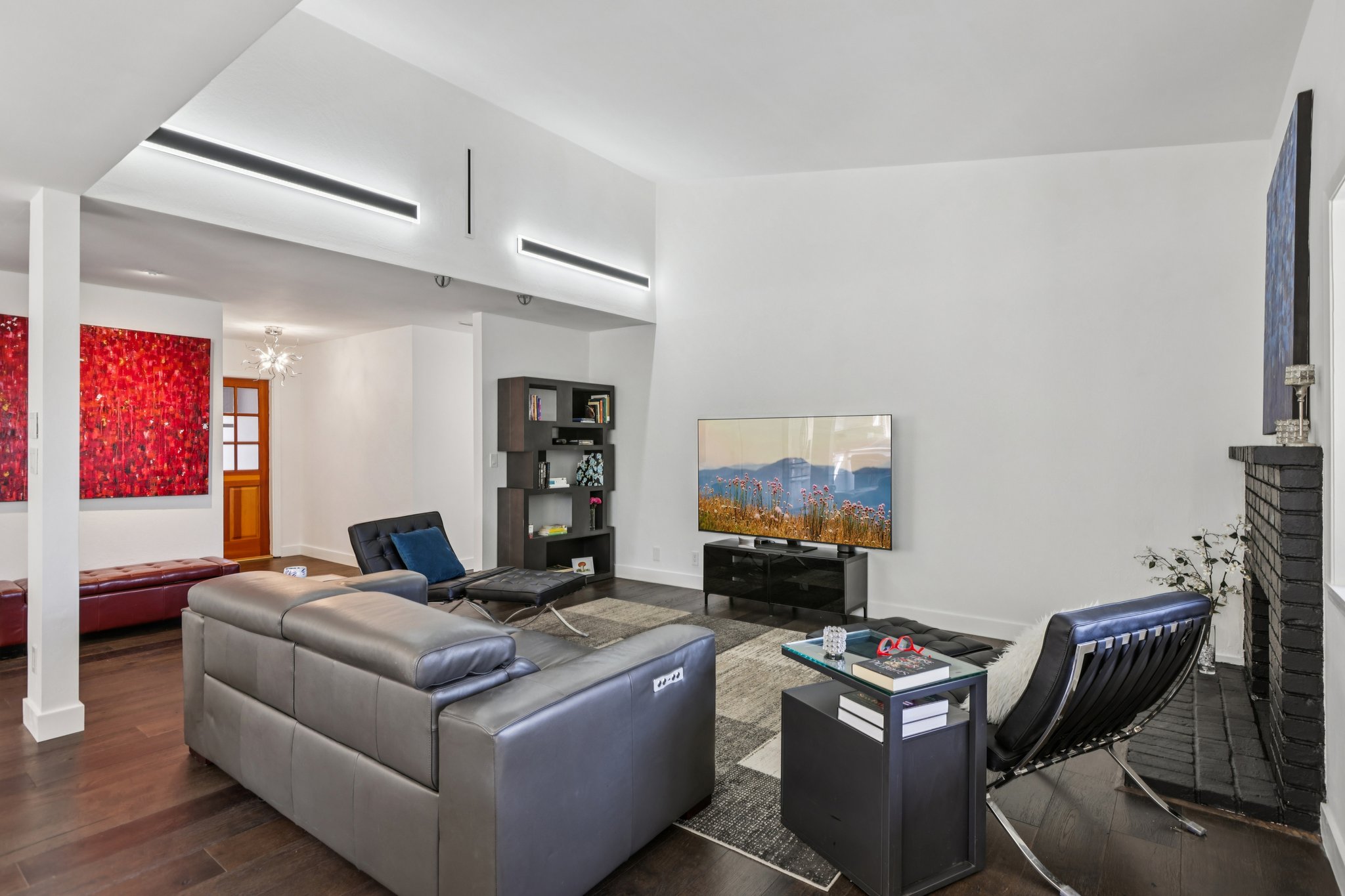 Eaton Ct-L1103-010.jpg