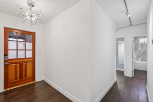 Eaton Ct-L1103-007.jpg