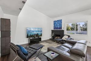 Eaton Ct-L1103-012.jpg