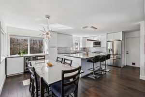 Eaton Ct-L1103-016.jpg
