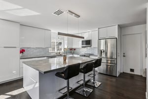 Eaton Ct-L1103-018.jpg