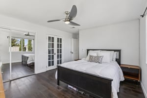 Eaton Ct-L1103-029.jpg