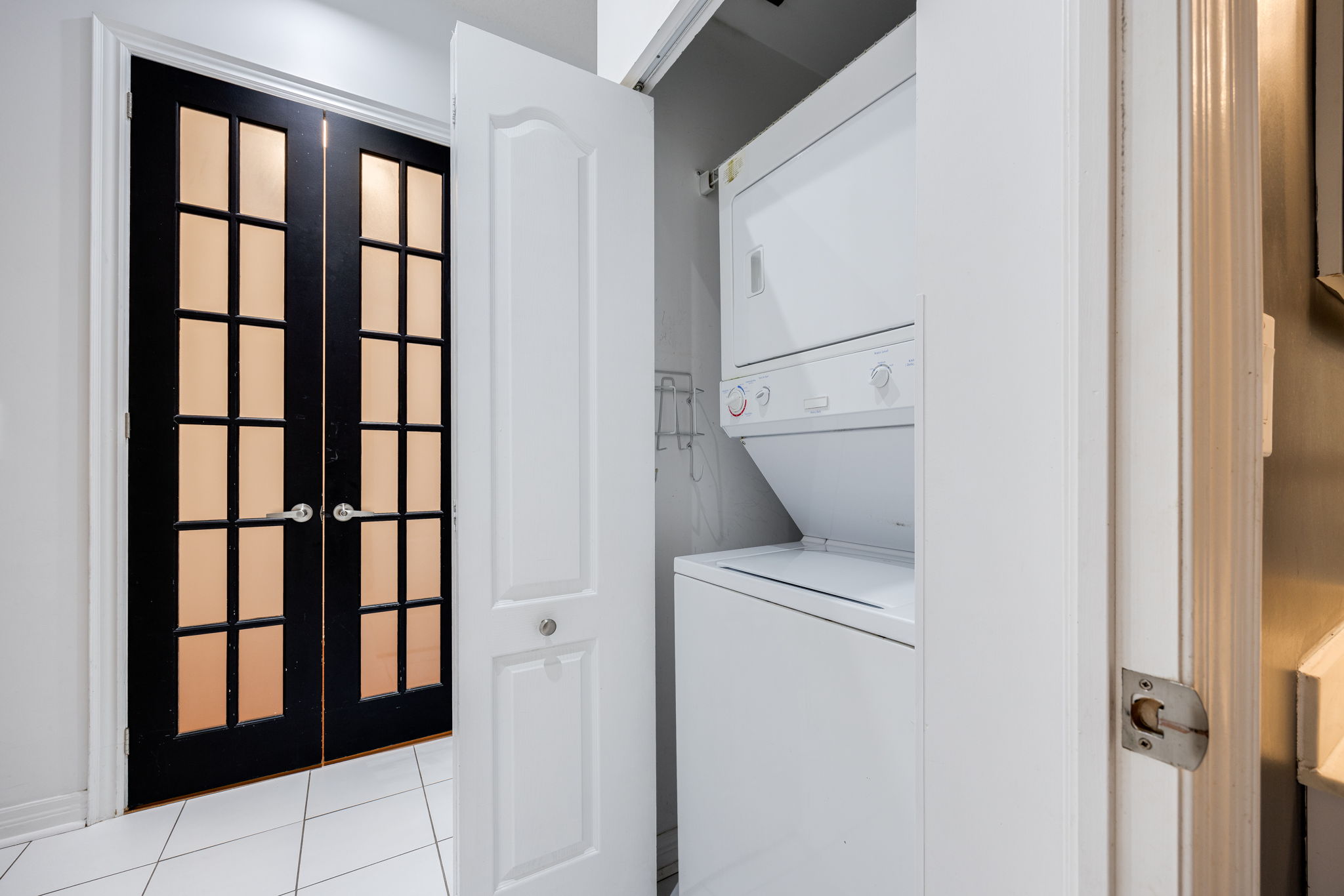 Toronto property showcase — delivered property photograph 16