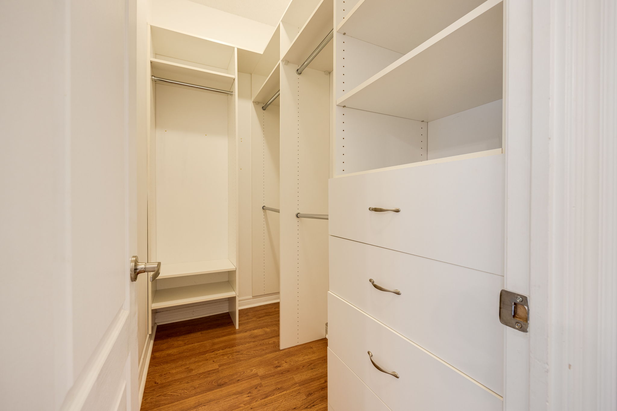 Toronto property showcase — delivered property photograph 25