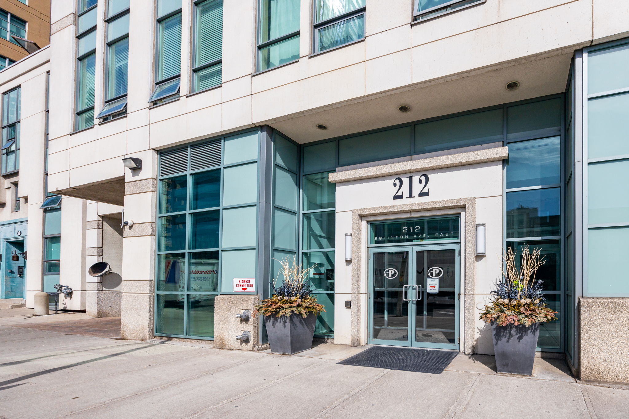 Toronto property showcase — delivered property photograph 30