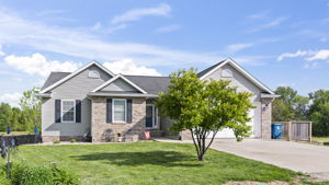  Photo 0