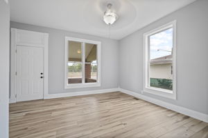  Photo 23