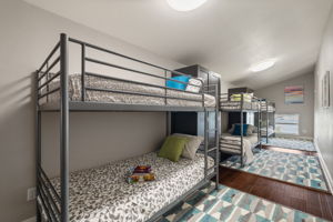 Bunk Room sleeps 6!