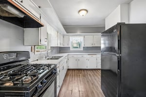 N Watertown St-S1209-017.jpg