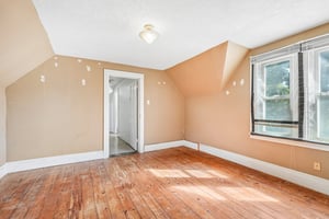 N Watertown St-S1209-030.jpg