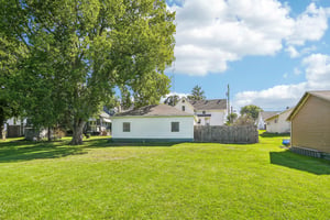 N Watertown St-S1209-045.jpg