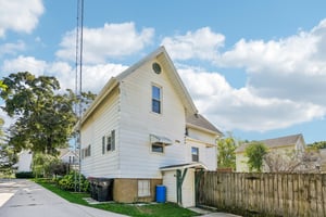 N Watertown St-S1209-047.jpg