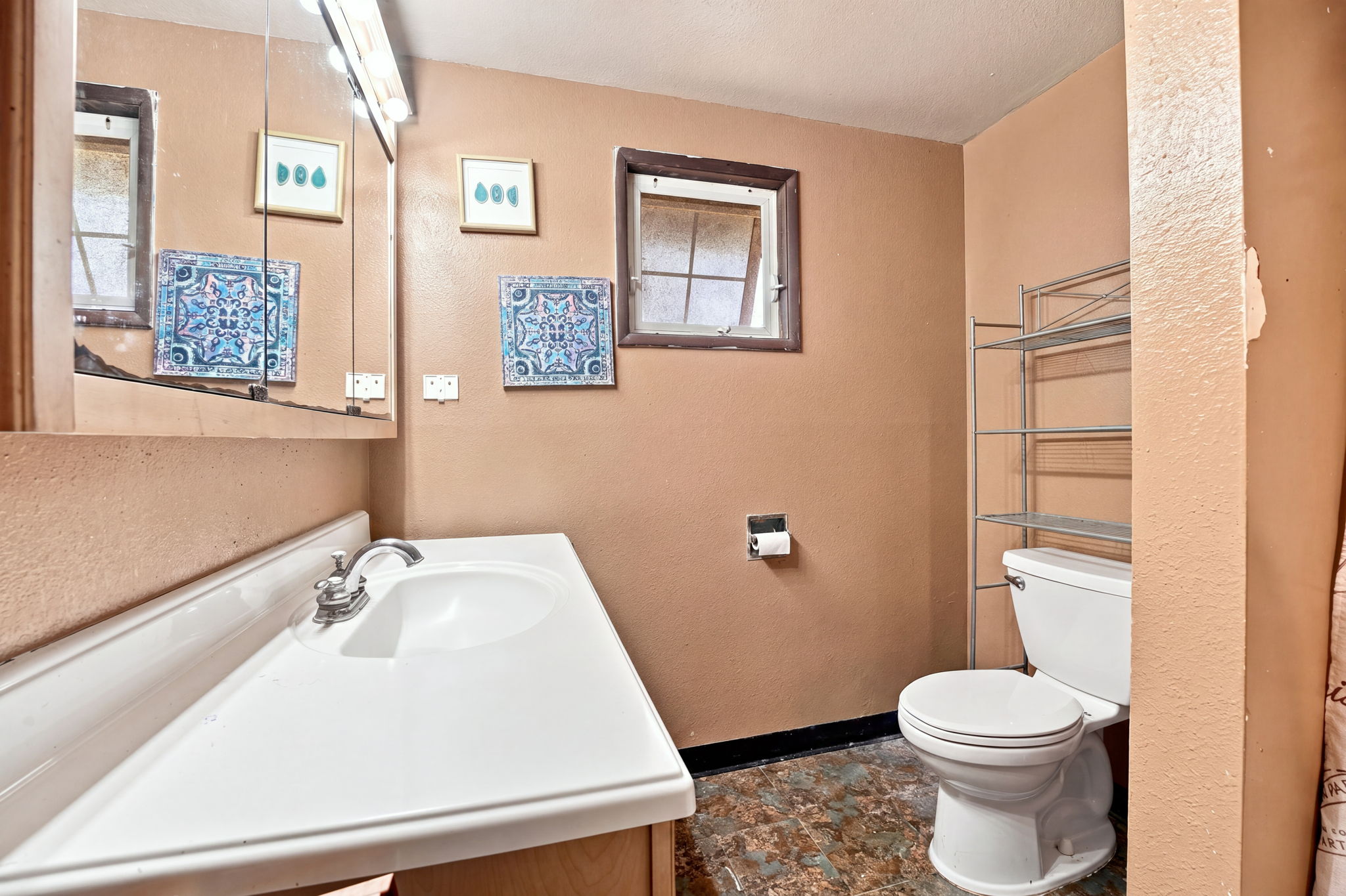  Photo 32