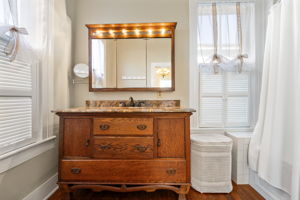  Photo 41
