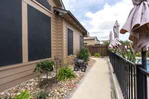  Photo 47