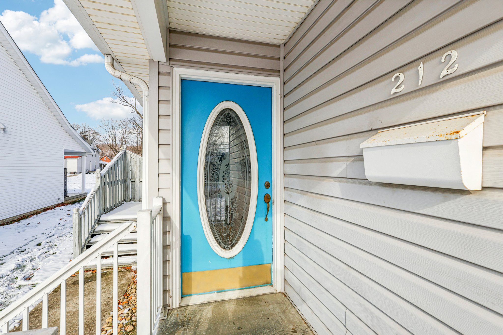 212 Pine St-S0612-006.jpg