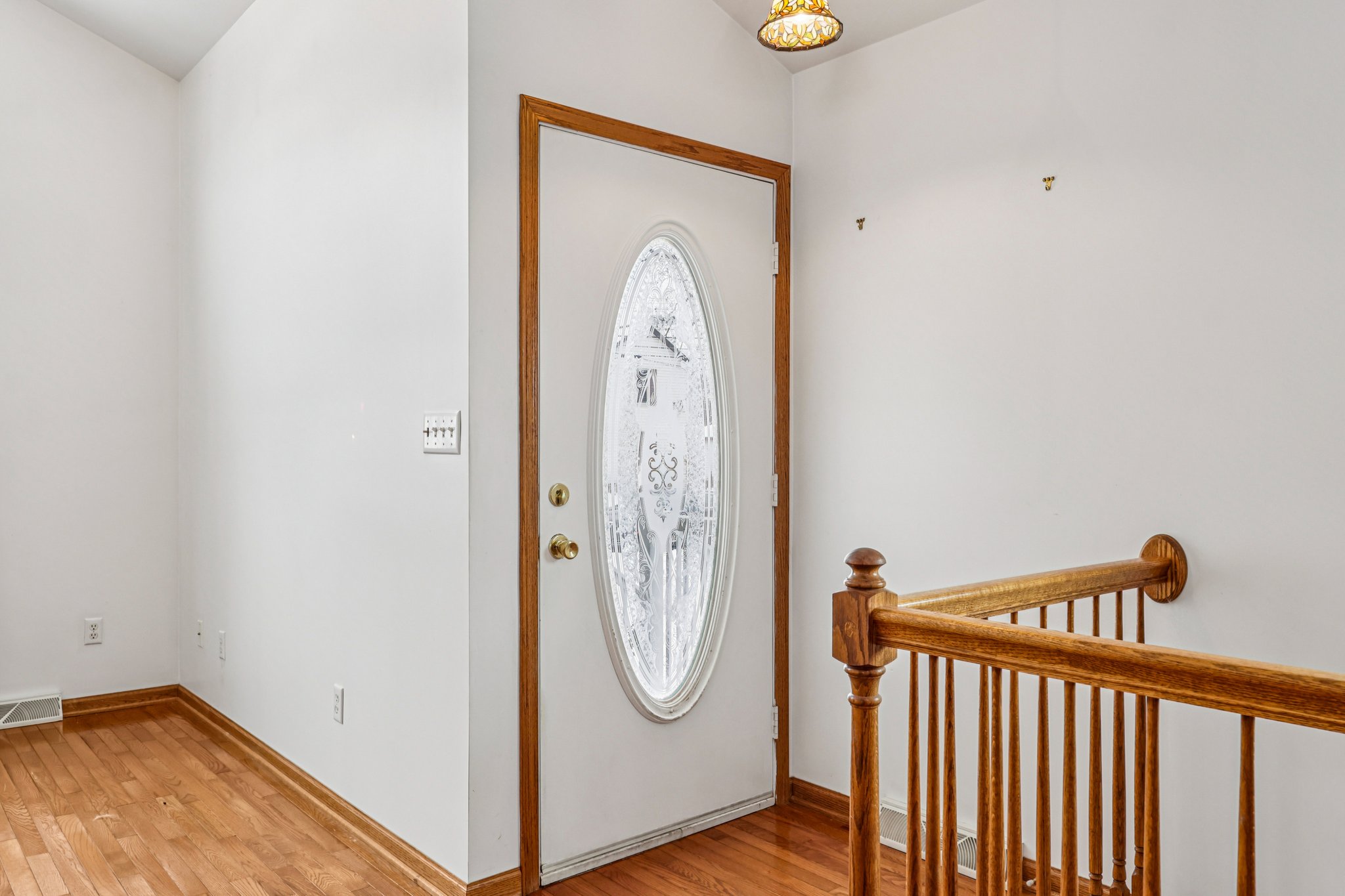 212 Pine St-S0612-009.jpg