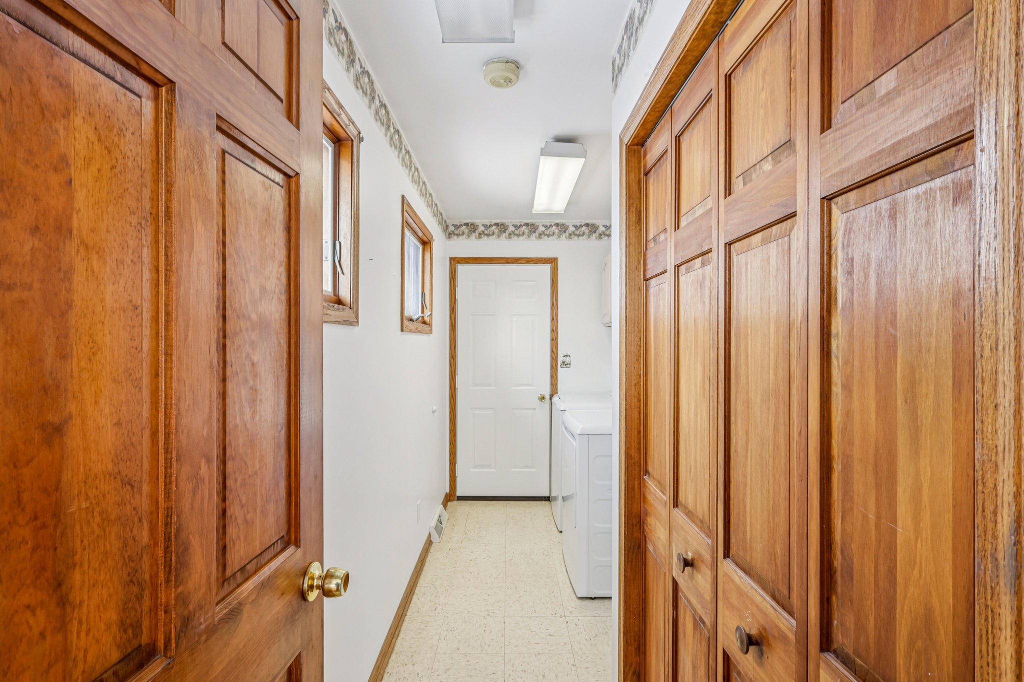 212 Pine St-S0612-036.jpg