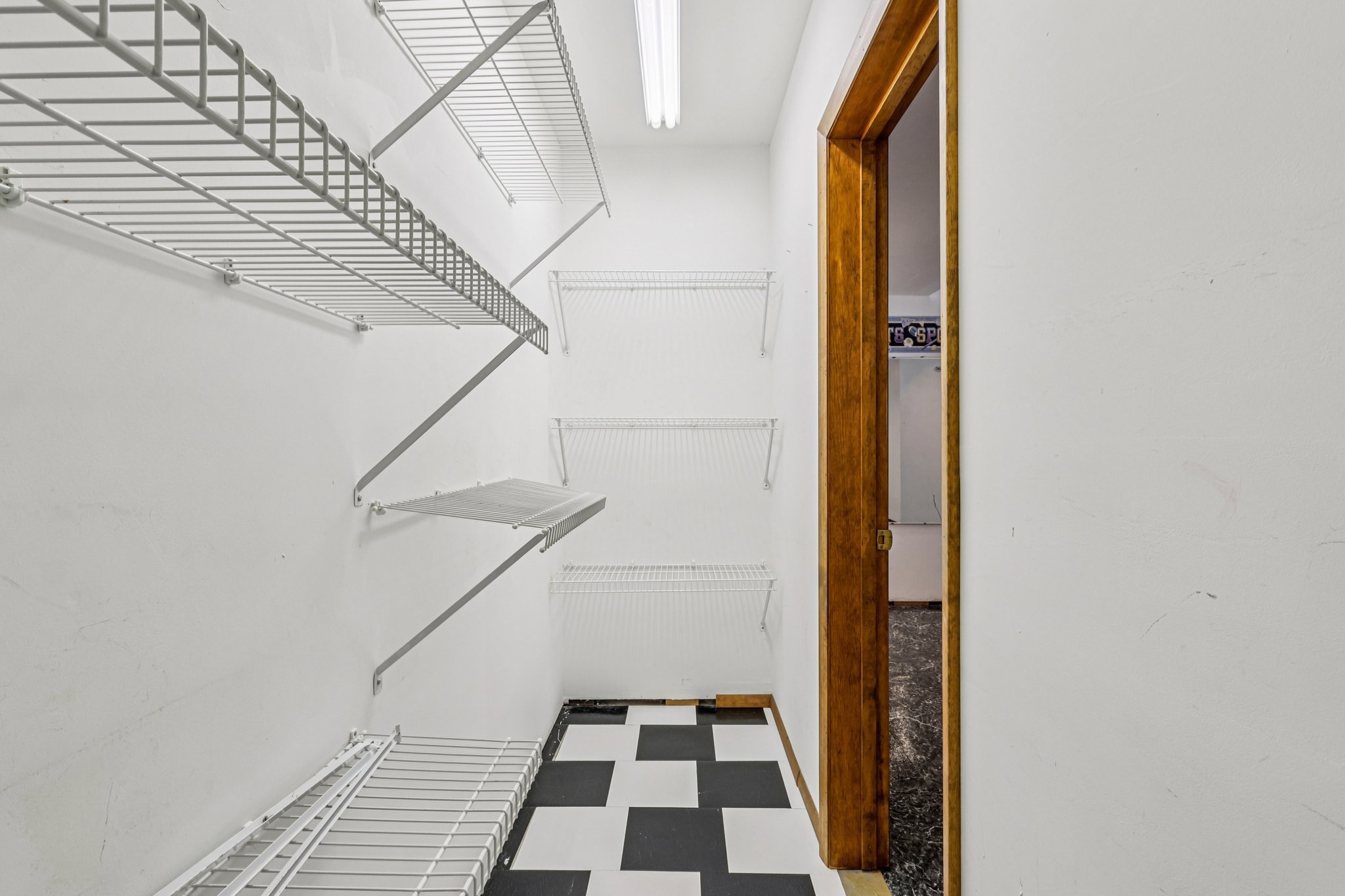 212 Pine St-S0612-042.jpg