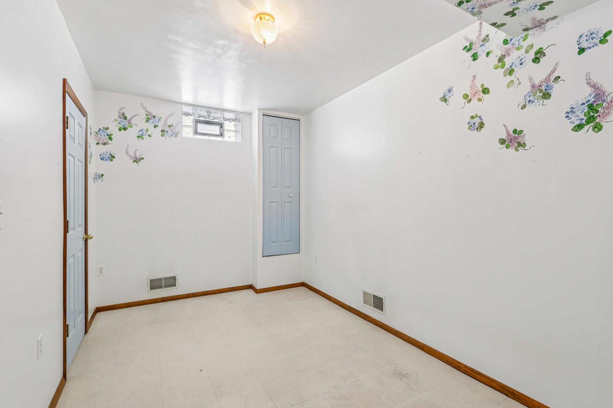 212 Pine St-S0612-051.jpg