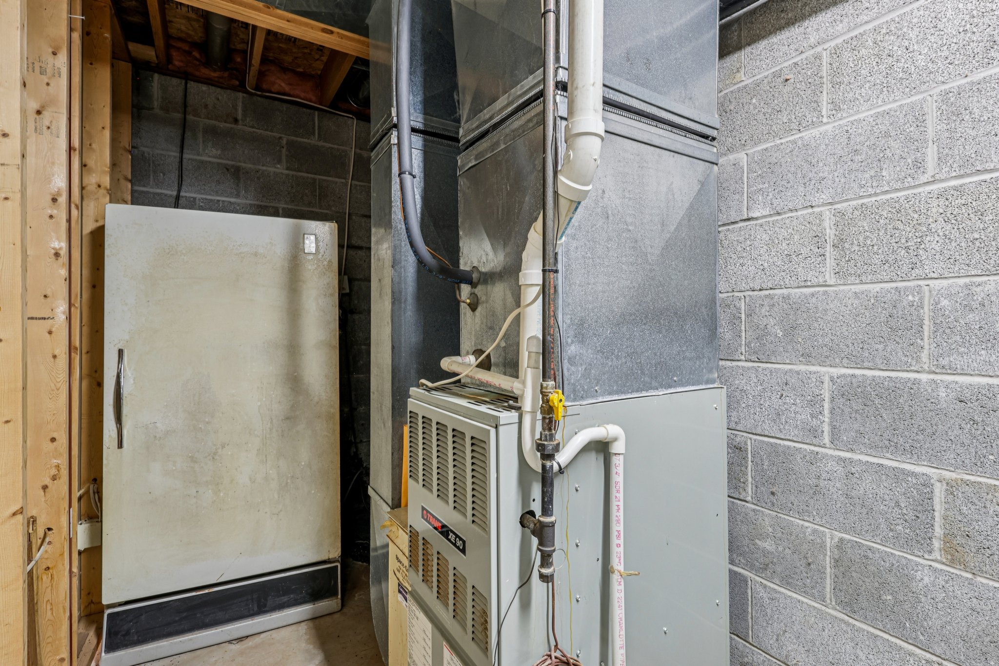 212 Pine St-S0612-062.jpg