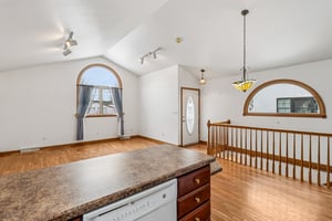 212 Pine St-S0612-020.jpg