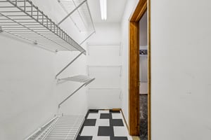 212 Pine St-S0612-042.jpg