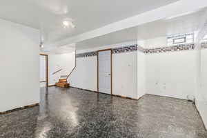 212 Pine St-S0612-045.jpg