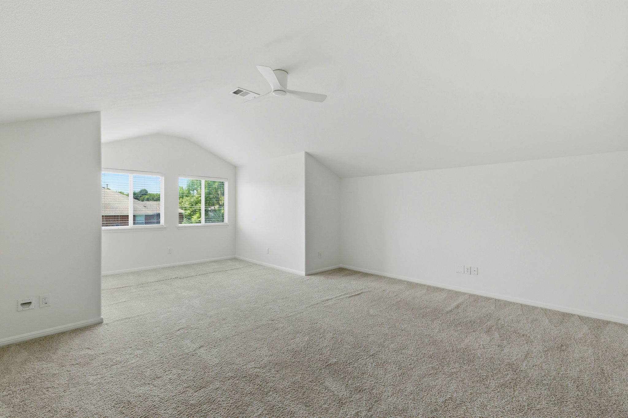 Upstairs Game Room/Bonus Space