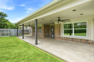 Covered Patio/Back of House