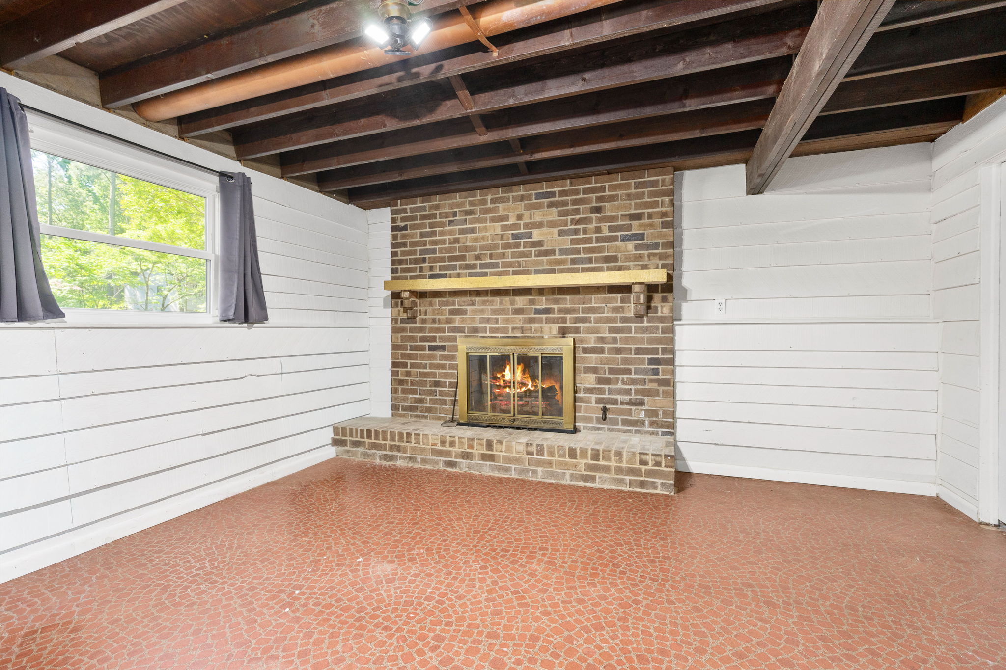  Photo 51