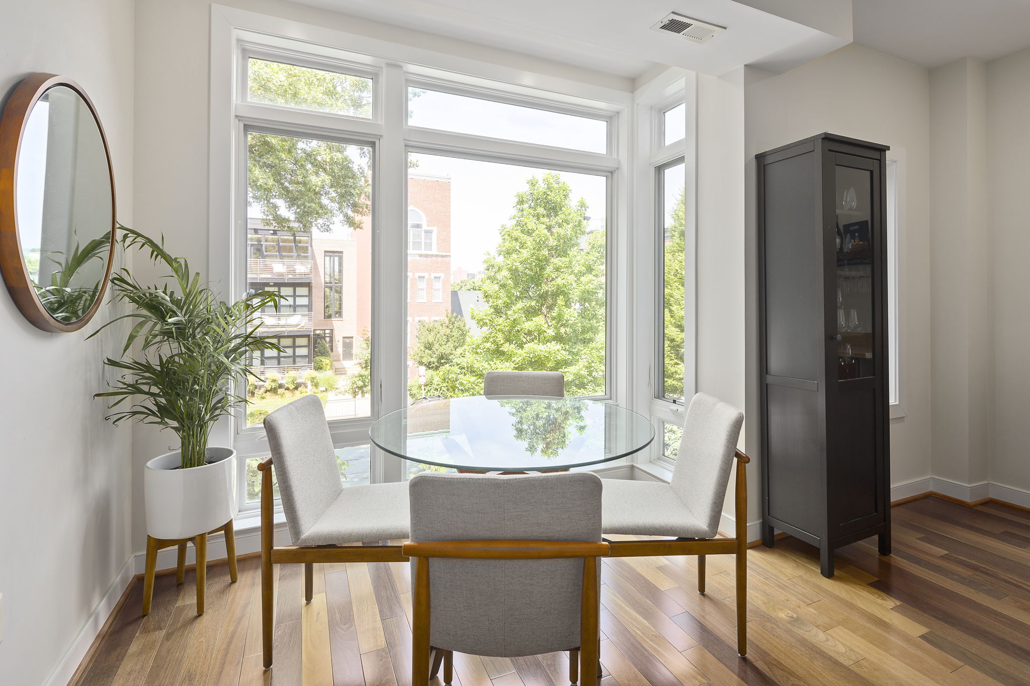 2121 11th St NW, Washington, DC 20001, USA Photo 26