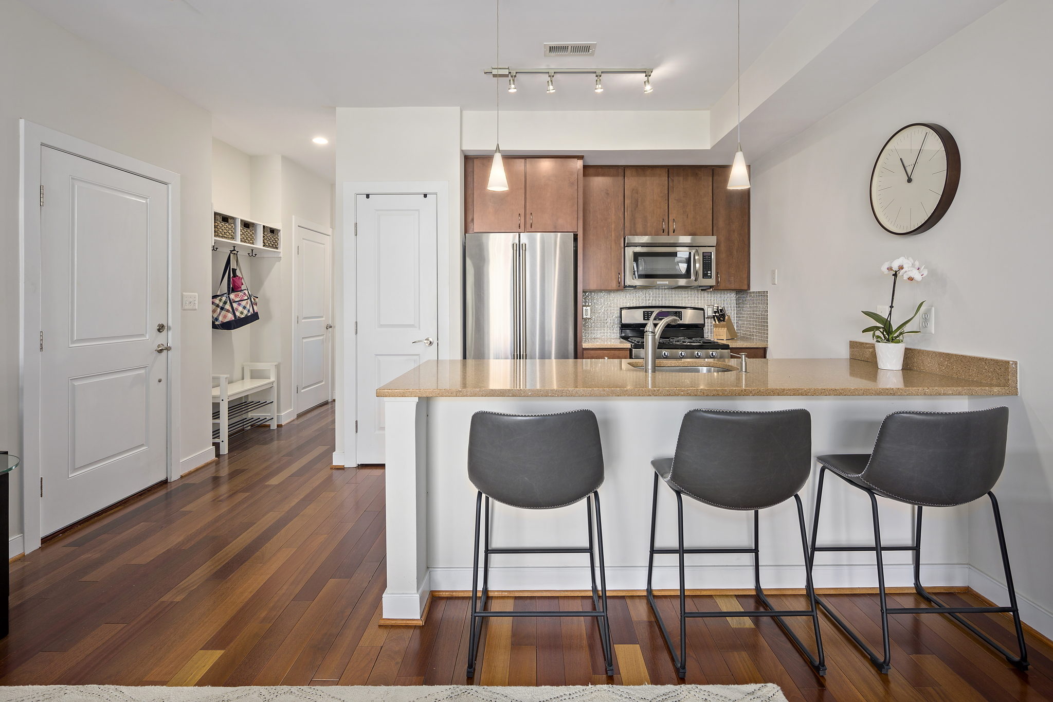 2121 11th St NW, Washington, DC 20001, USA Photo 10