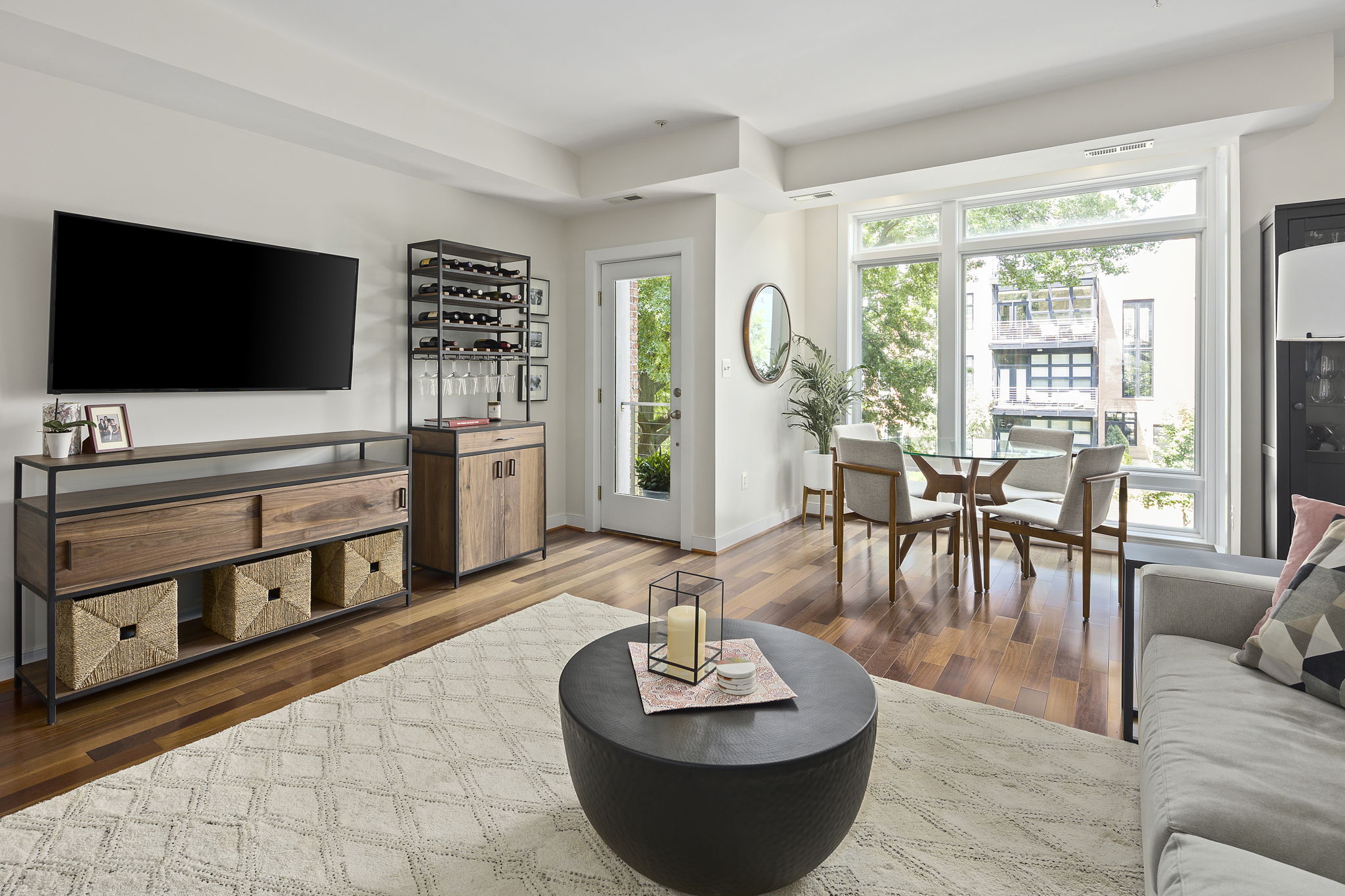 2121 11th St NW, Washington, DC 20001, USA Photo 22