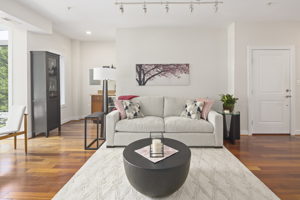 2121 11th St NW, Washington, DC 20001, USA Photo 19