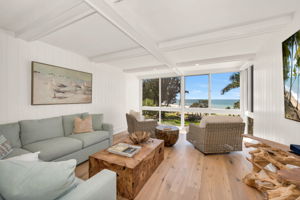 Living View 2