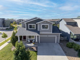 Gorgeous 2 Story by Hartford Homes
