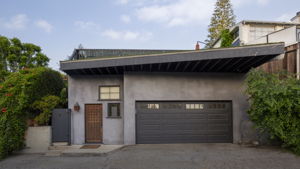  Photo 48