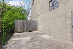 N Cambridge Ave 209-021.jpg