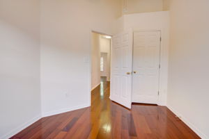  Delven Way-023