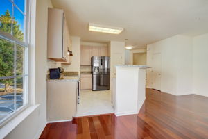  Delven Way-011