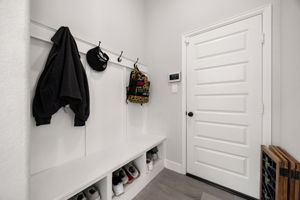  Photo 31