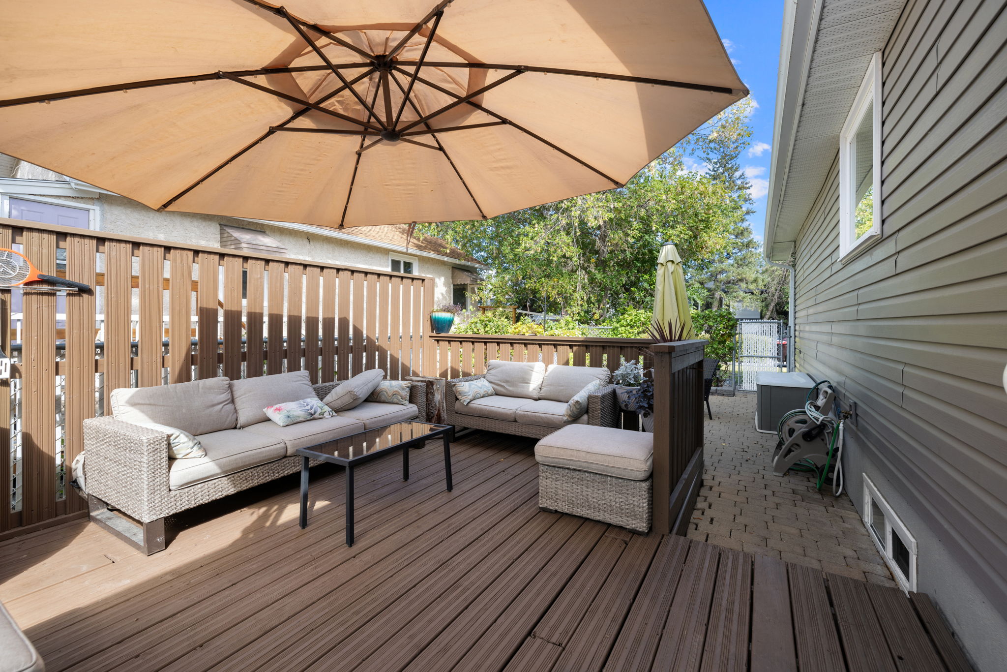 29. 2122 Wascana St. - Backyard