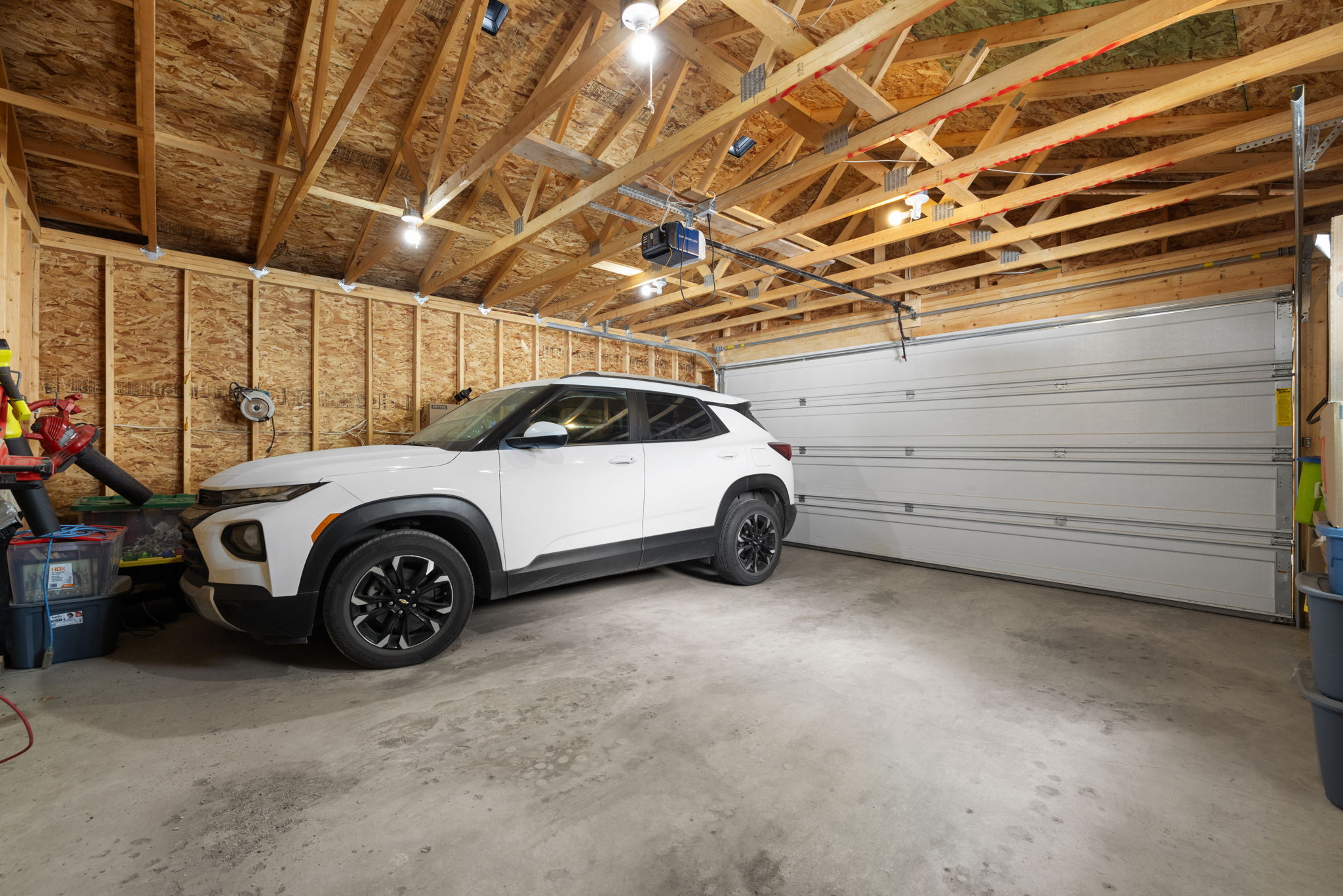 33. 2122 Wascana St. - Interior Garage