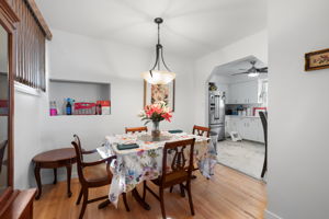 08. 2122 Wascana St. - Dining Room