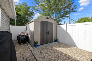 31. 2122 Wascana St. - Backyard