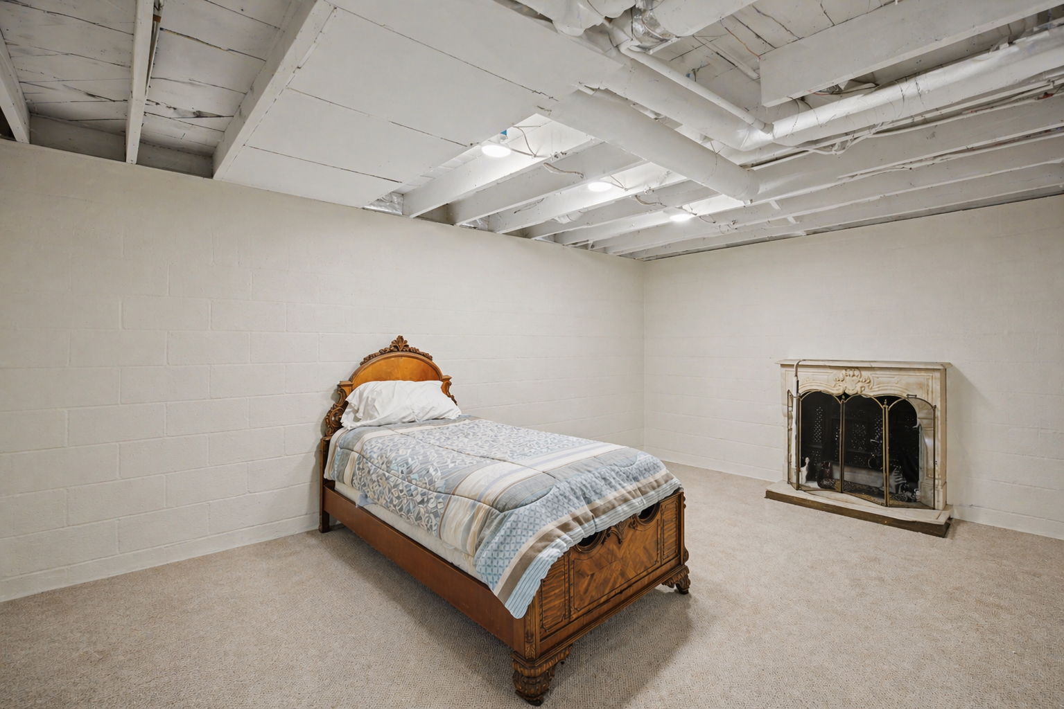 Photo 40