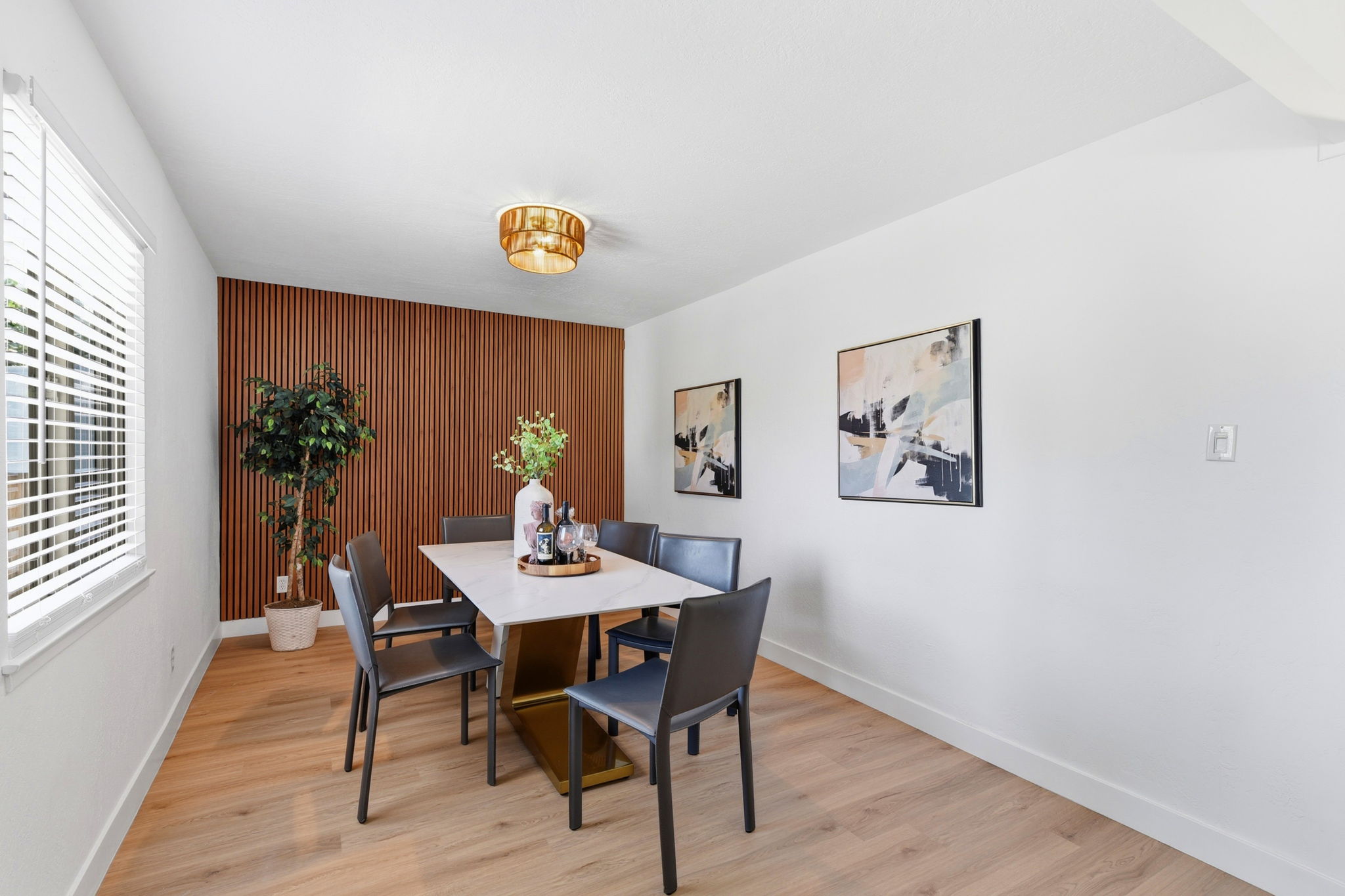 015_F8_2123 Leon Dr